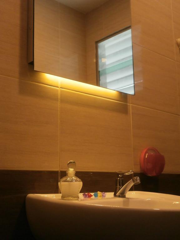 F.M Guesthouse Kampong Darat Tanah Puteh Екстериор снимка